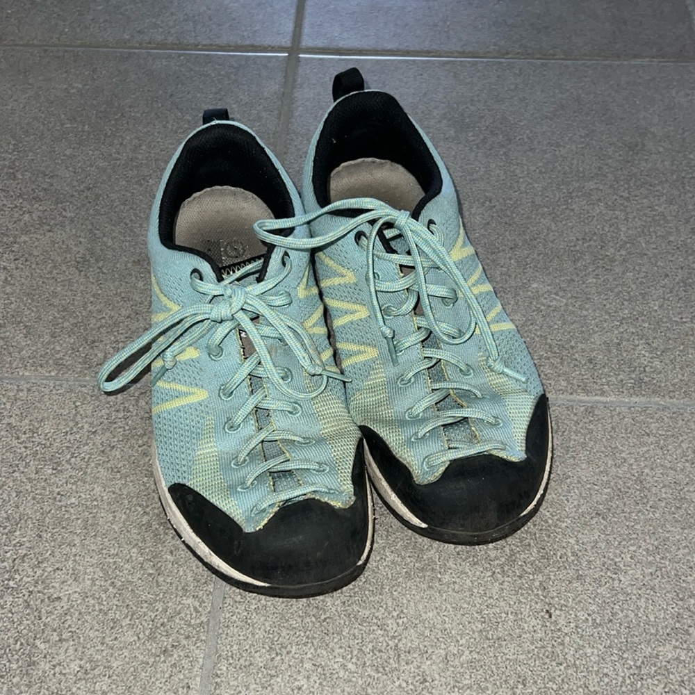 Women’s Scarpa Iguana Hiking Bouldering Climbing Shoes Size 7.5 Preowned